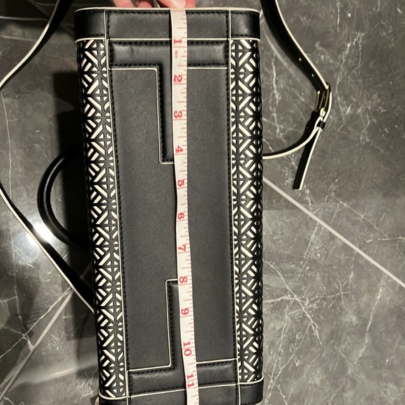 Tory Burch Bag Like New - Picture 14 of 14